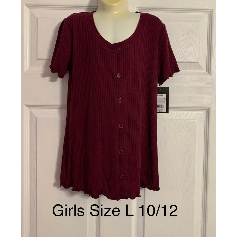 Art Class blouse Size 10/12. New with tags.